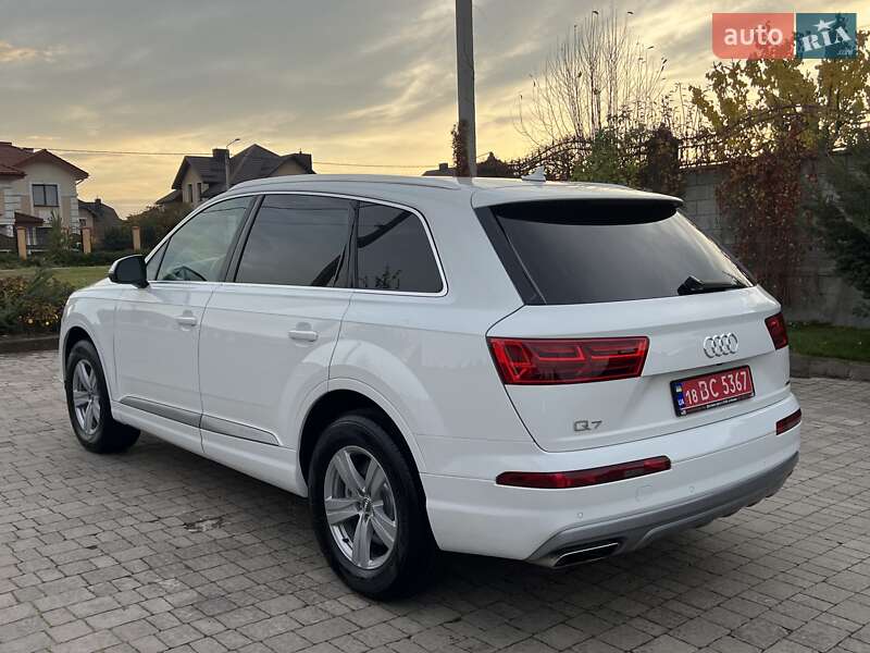 Внедорожник / Кроссовер Audi Q7 2017 в Ровно фото 9 Внедорожник / Кроссовер Audi Q7 2017 в Ровно