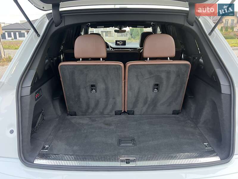 Внедорожник / Кроссовер Audi Q7 2017 в Ровно фото 57 Внедорожник / Кроссовер Audi Q7 2017 в Ровно