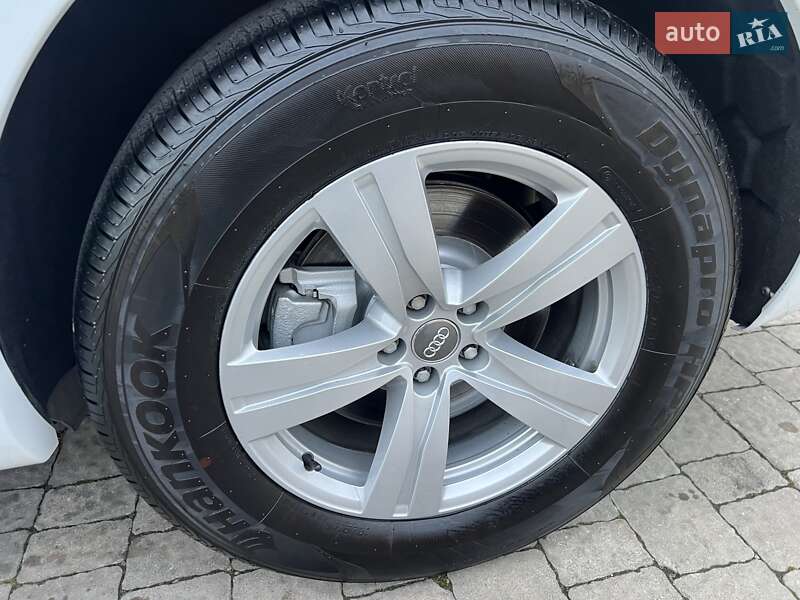 Внедорожник / Кроссовер Audi Q7 2017 в Ровно фото 80 Внедорожник / Кроссовер Audi Q7 2017 в Ровно