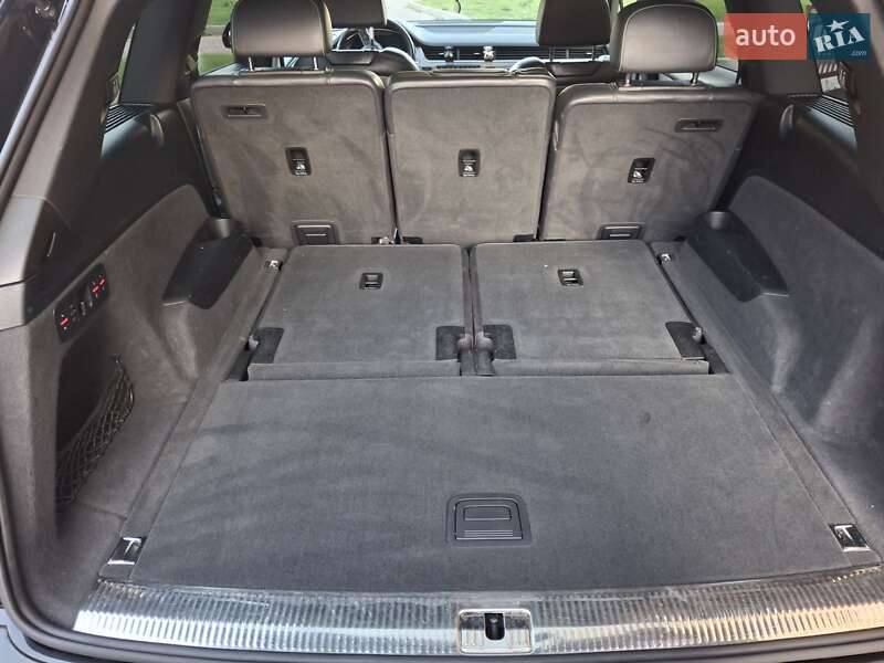 Внедорожник / Кроссовер Audi Q7 2016 в Каменец-Подольском фото 26 Внедорожник / Кроссовер Audi Q7 2016 в Каменец-Подольском