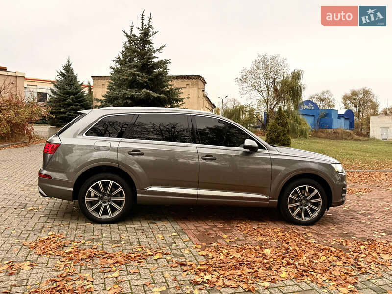 Позашляховик / Кросовер Audi Q7 2016 в Харкові фото 27 Позашляховик / Кросовер Audi Q7 2016 в Харкові