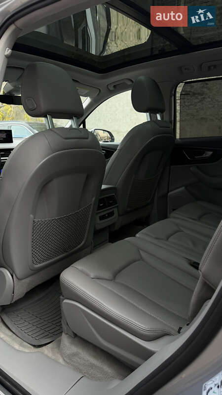 Позашляховик / Кросовер Audi Q7 2017 в Коломиї