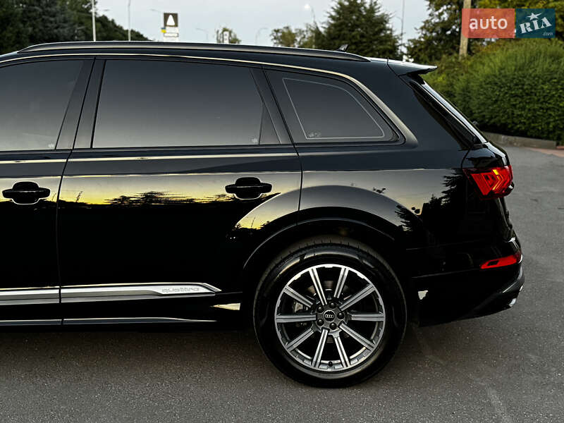 Позашляховик / Кросовер Audi Q7 2021 в Тернополі фото 25 Позашляховик / Кросовер Audi Q7 2021 в Тернополі