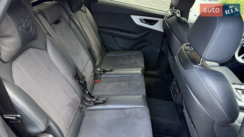 Позашляховик / Кросовер Audi Q7 2023 в Ужгороді фото 23 Позашляховик / Кросовер Audi Q7 2023 в Ужгороді