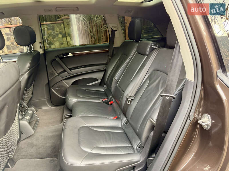 Позашляховик / Кросовер Audi Q7 2012 в Львові