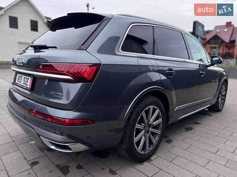 Позашляховик / Кросовер Audi Q7 2022 в Тячеві