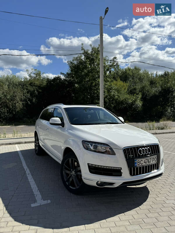 Позашляховик / Кросовер Audi Q7 2015 в Львові фото Позашляховик / Кросовер Audi Q7 2015 в Львові