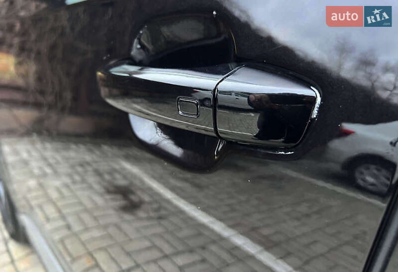 Позашляховик / Кросовер Audi Q7 2018 в Києві фото 13 Позашляховик / Кросовер Audi Q7 2018 в Києві