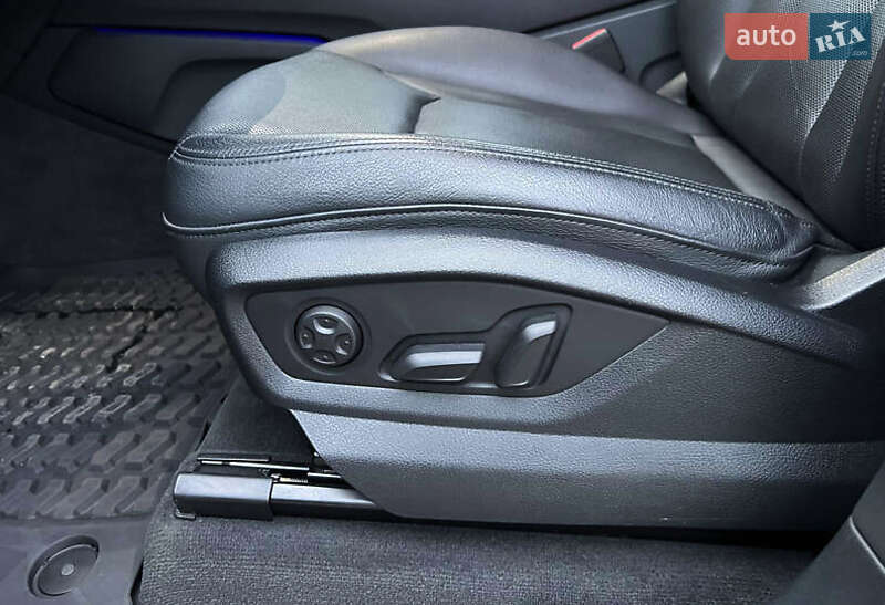 Позашляховик / Кросовер Audi Q7 2018 в Києві фото 39 Позашляховик / Кросовер Audi Q7 2018 в Києві