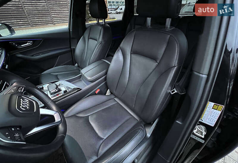 Позашляховик / Кросовер Audi Q7 2018 в Києві фото 42 Позашляховик / Кросовер Audi Q7 2018 в Києві