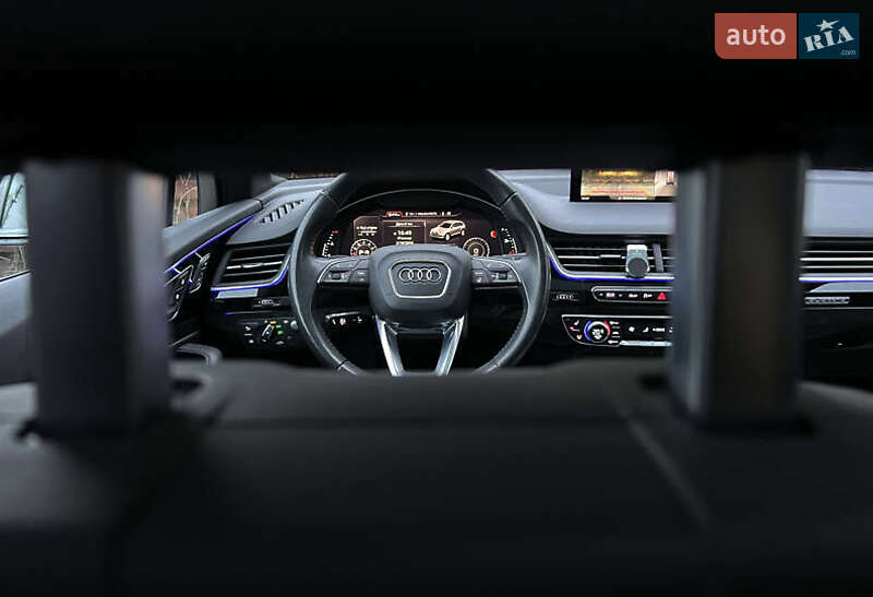 Позашляховик / Кросовер Audi Q7 2018 в Києві фото 66 Позашляховик / Кросовер Audi Q7 2018 в Києві