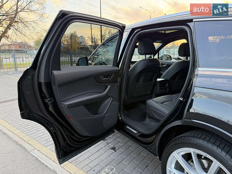 Позашляховик / Кросовер Audi Q7 2022 в Харкові фото 21 Позашляховик / Кросовер Audi Q7 2022 в Харкові