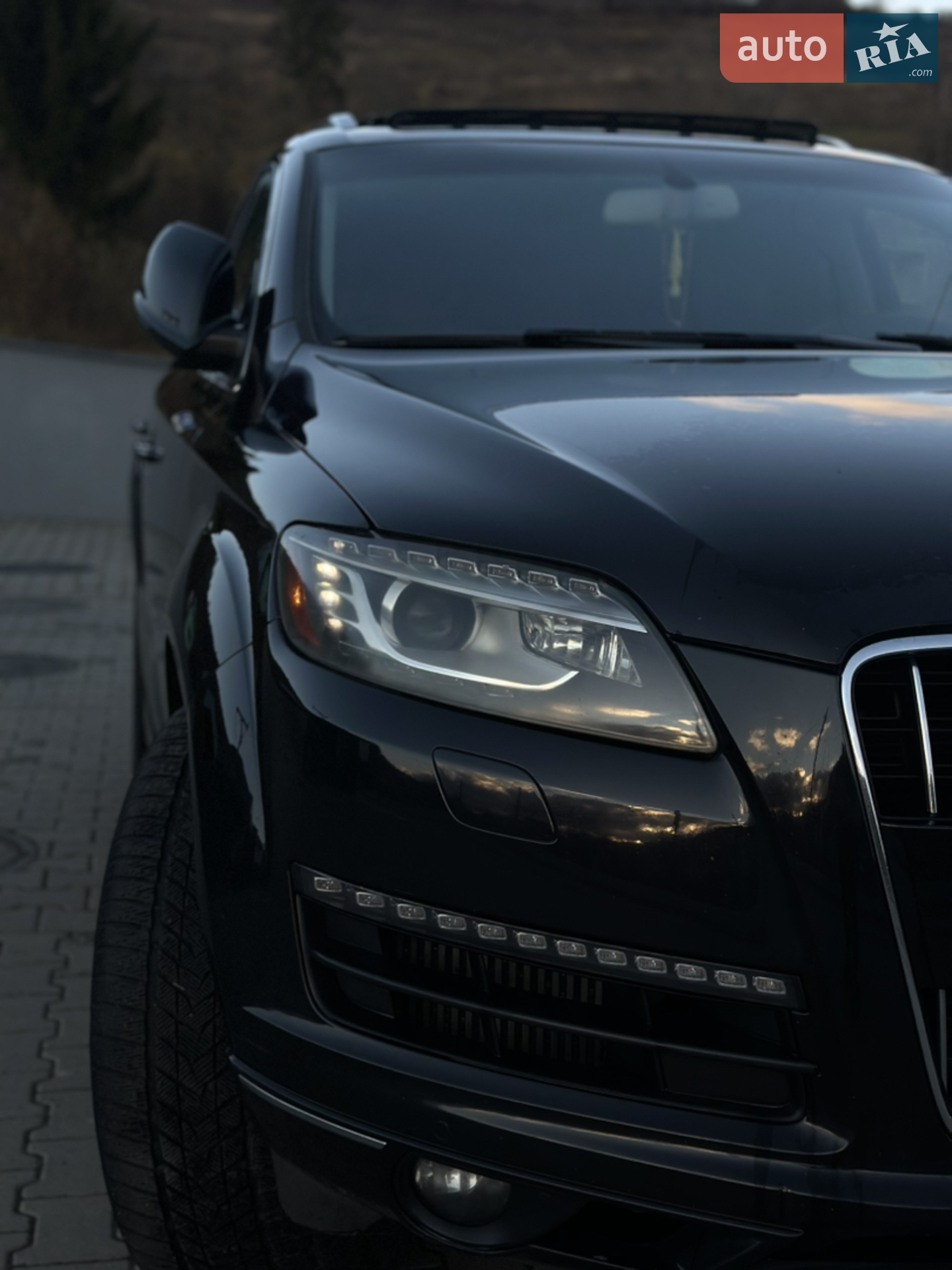 2010 Audi Q7 - мініатюра 2