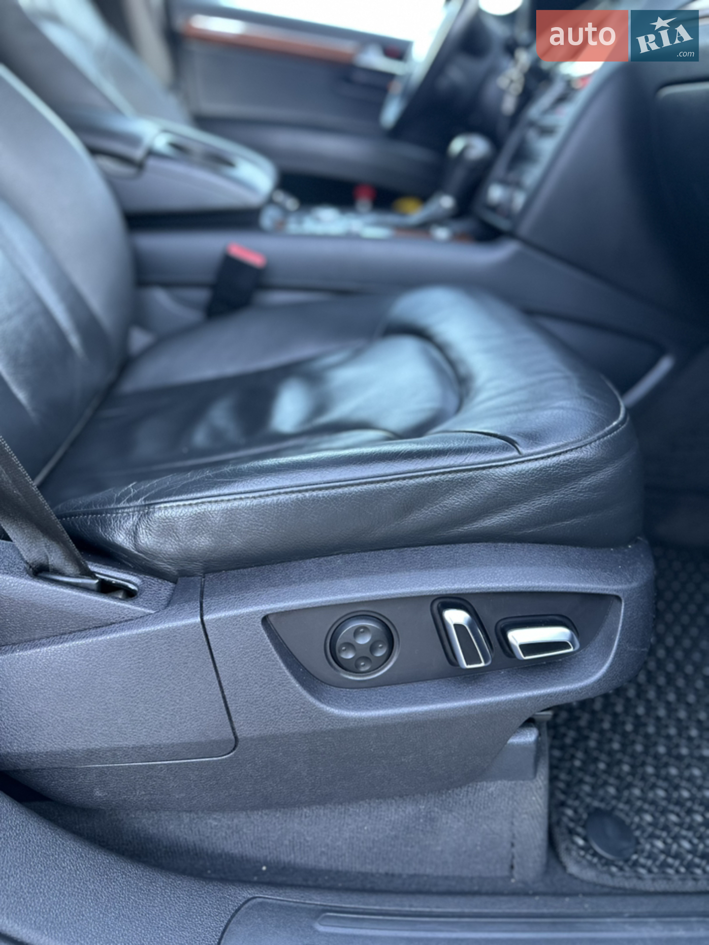 2010 Audi Q7 - мініатюра 18