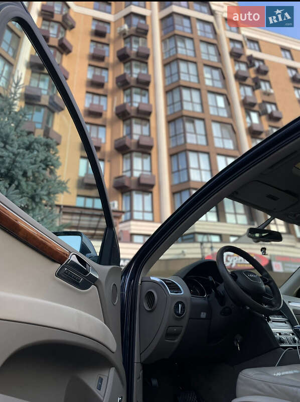 Внедорожник / Кроссовер Audi Q7 2013 в Киеве фото 5 Внедорожник / Кроссовер Audi Q7 2013 в Киеве