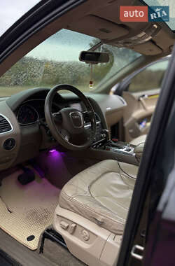 Позашляховик / Кросовер Audi Q7 2007 в Дніпрі