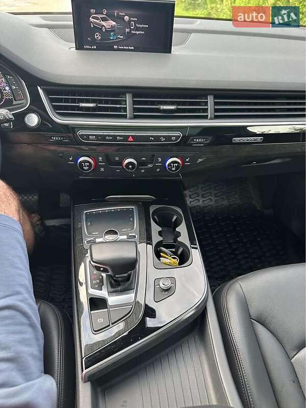 Внедорожник / Кроссовер Audi Q7 2018 в Виннице