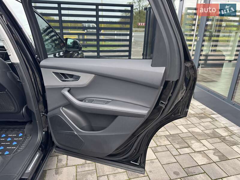 Позашляховик / Кросовер Audi Q7 2022 в Рівному фото 44 Позашляховик / Кросовер Audi Q7 2022 в Рівному