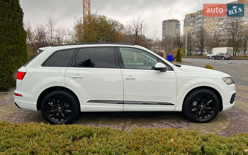 Позашляховик / Кросовер Audi Q7 2017 в Львові фото 8 Позашляховик / Кросовер Audi Q7 2017 в Львові