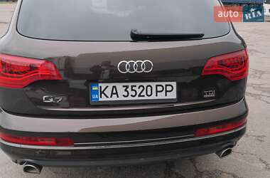 Внедорожник / Кроссовер Audi Q7 2014 в Киеве