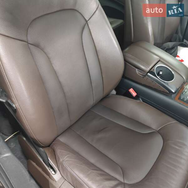 Внедорожник / Кроссовер Audi Q7 2014 в Киеве фото 44 Внедорожник / Кроссовер Audi Q7 2014 в Киеве