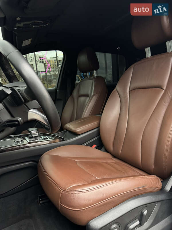 Внедорожник / Кроссовер Audi Q7 2017 в Львове