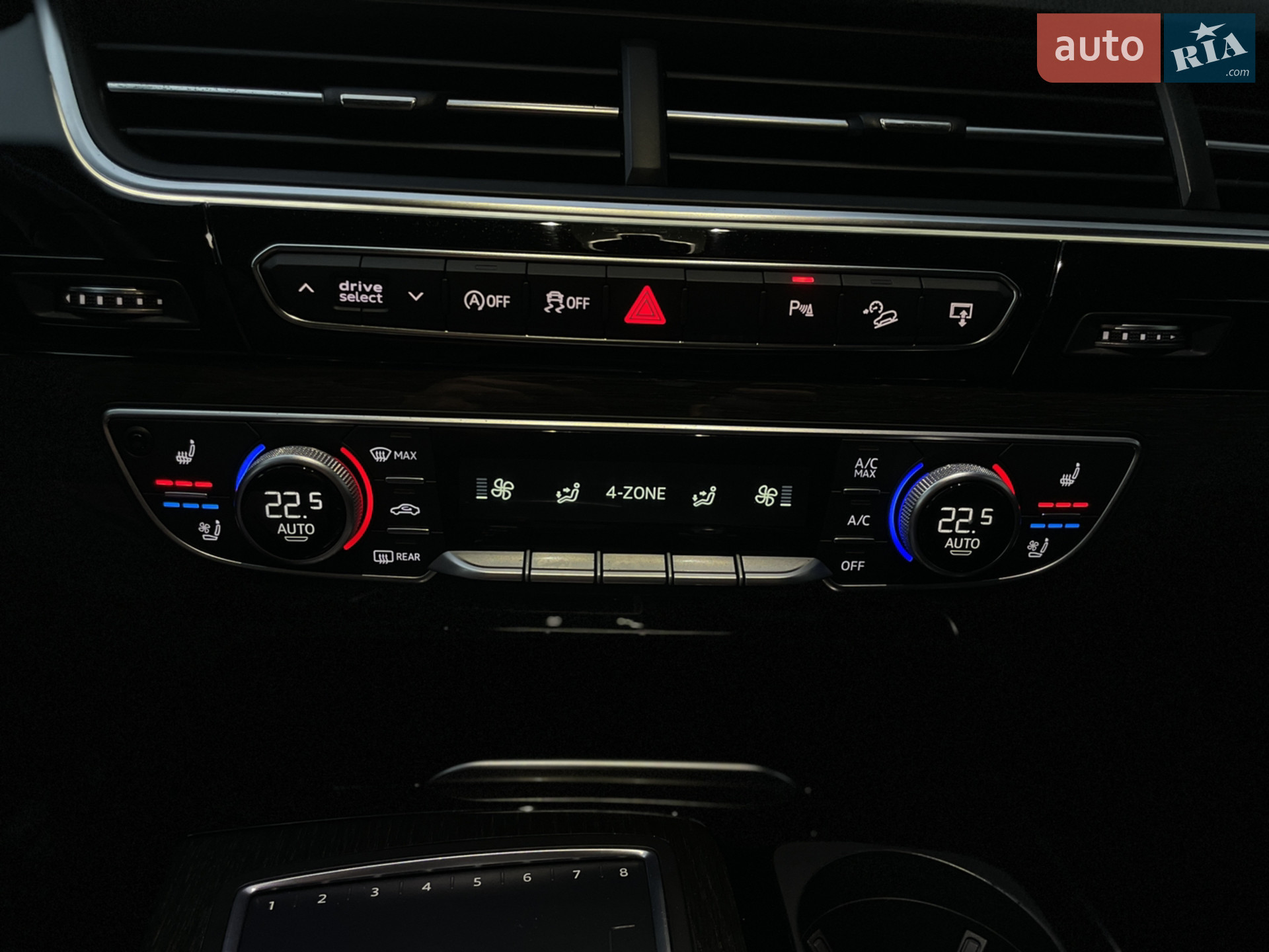 2017 Audi Q7 - мініатюра 34