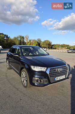 Внедорожник / Кроссовер Audi Q7 2017 в Запорожье