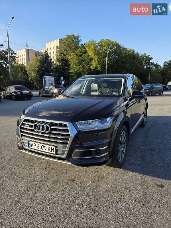 Внедорожник / Кроссовер Audi Q7 2017 в Запорожье