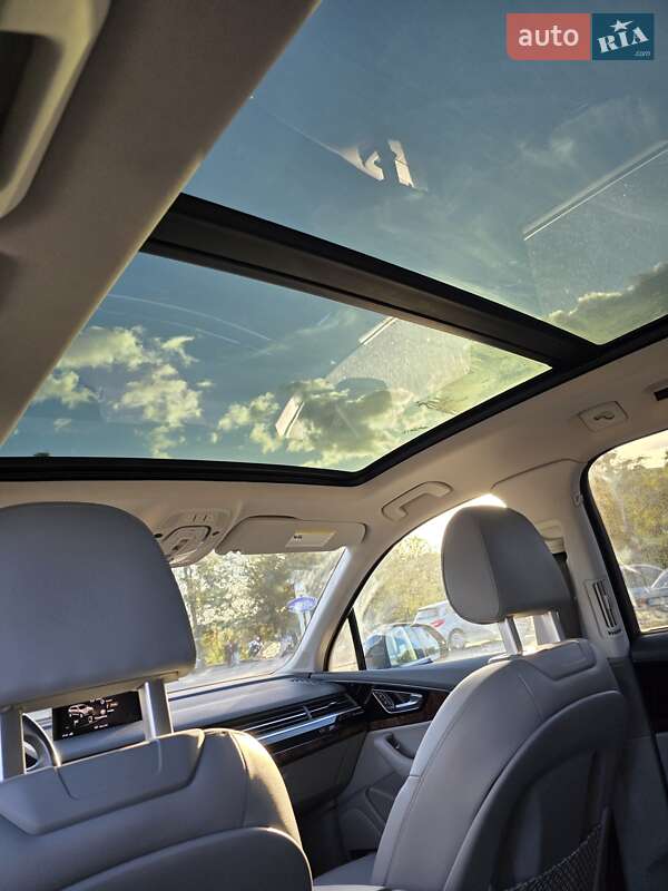 Внедорожник / Кроссовер Audi Q7 2017 в Запорожье