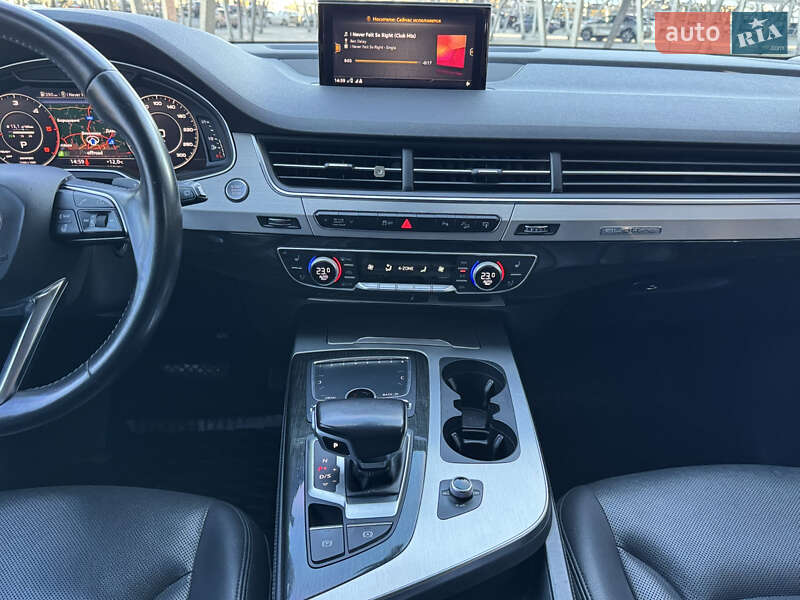 Внедорожник / Кроссовер Audi Q7 2015 в Львове фото 51 Внедорожник / Кроссовер Audi Q7 2015 в Львове