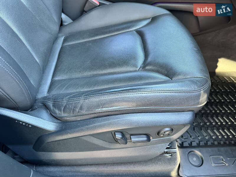 Внедорожник / Кроссовер Audi Q7 2015 в Львове фото 72 Внедорожник / Кроссовер Audi Q7 2015 в Львове