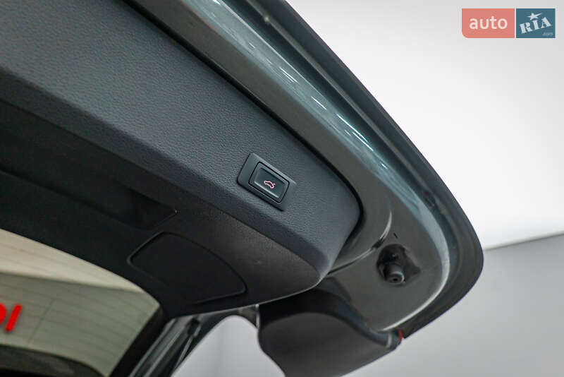 Внедорожник / Кроссовер Audi Q7 2013 в Киеве фото 8 Внедорожник / Кроссовер Audi Q7 2013 в Киеве