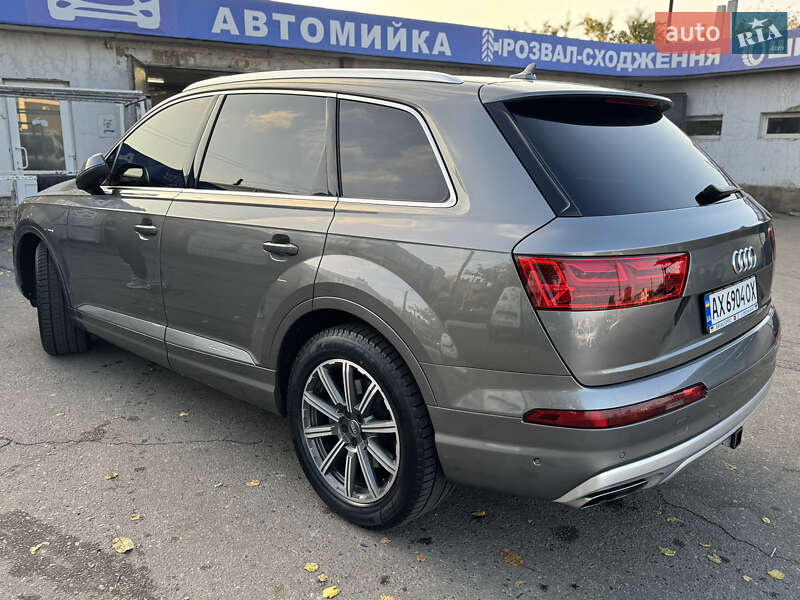 Внедорожник / Кроссовер Audi Q7 2015 в Харькове фото 5 Внедорожник / Кроссовер Audi Q7 2015 в Харькове