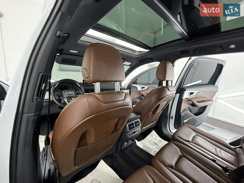 Внедорожник / Кроссовер Audi Q7 2018 в Трускавце