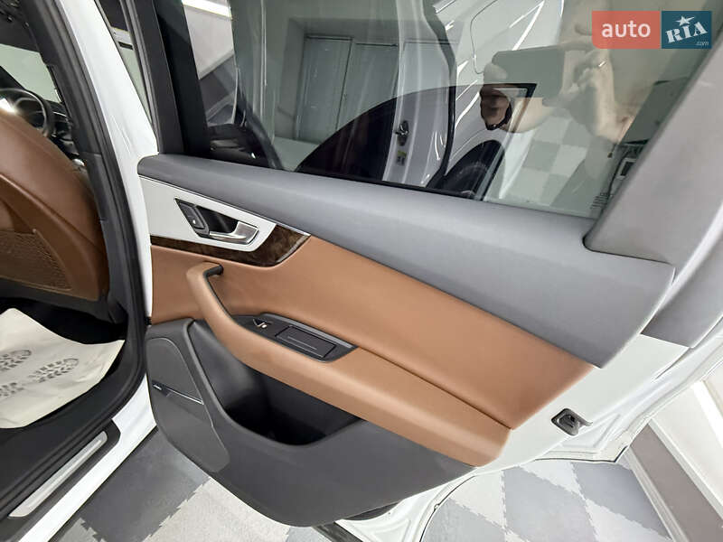 Внедорожник / Кроссовер Audi Q7 2018 в Трускавце