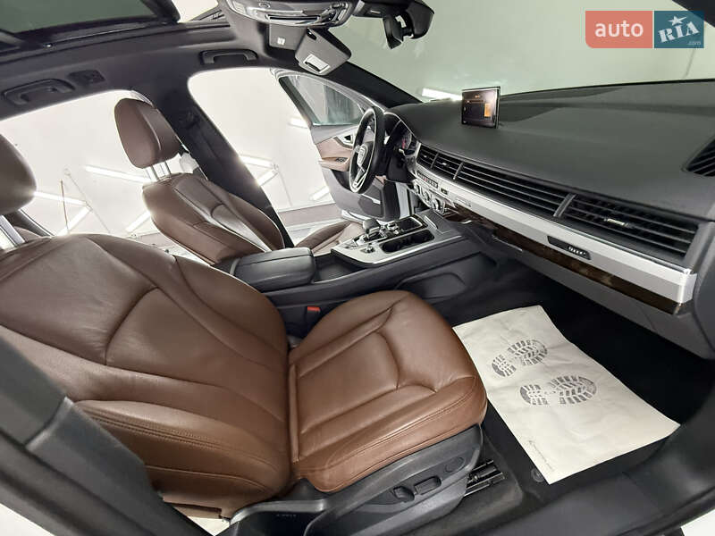 Внедорожник / Кроссовер Audi Q7 2018 в Трускавце