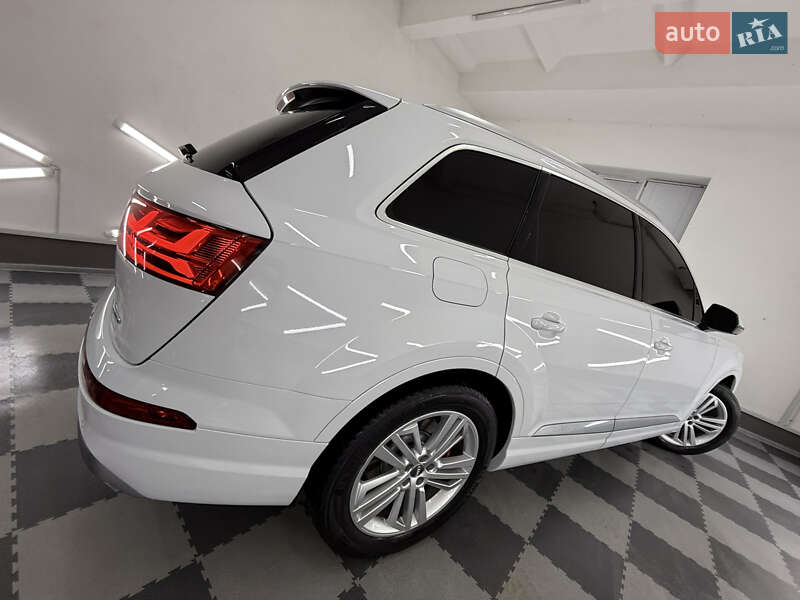 Внедорожник / Кроссовер Audi Q7 2018 в Трускавце