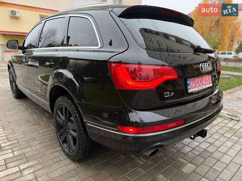 Позашляховик / Кросовер Audi Q7 2010 в Кам'янець-Подільському