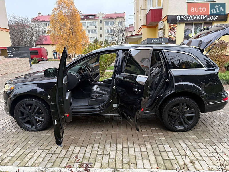 Позашляховик / Кросовер Audi Q7 2010 в Кам'янець-Подільському