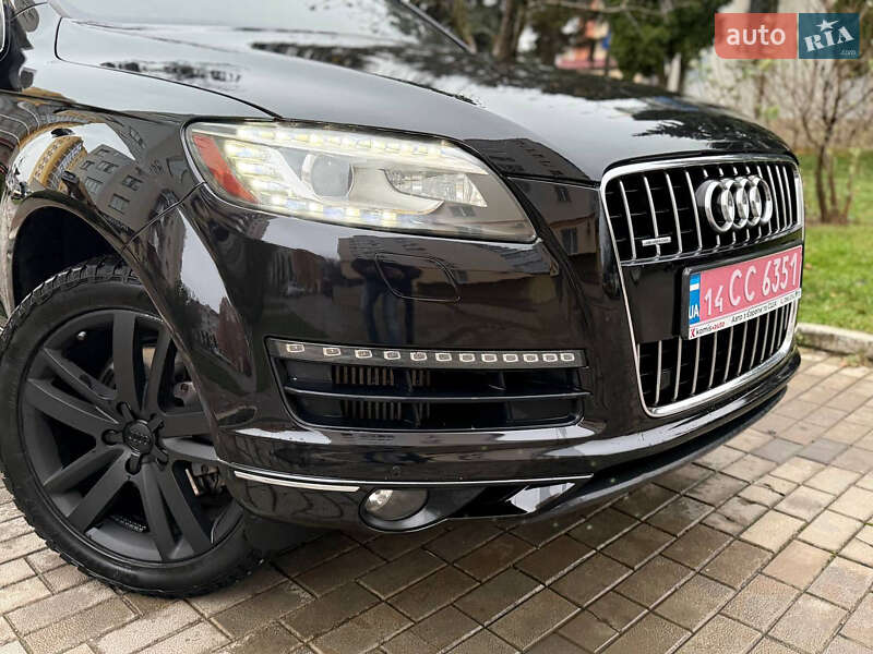 Позашляховик / Кросовер Audi Q7 2010 в Кам'янець-Подільському