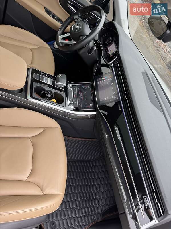 Позашляховик / Кросовер Audi Q7 2020 в Одесі