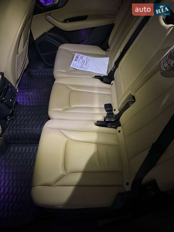 Позашляховик / Кросовер Audi Q7 2020 в Одесі