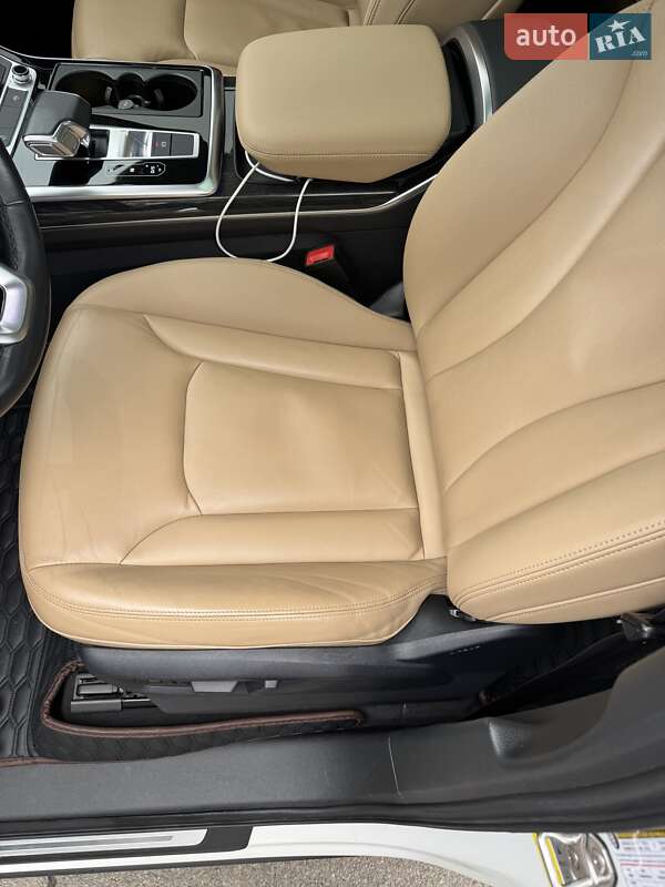 Позашляховик / Кросовер Audi Q7 2020 в Одесі
