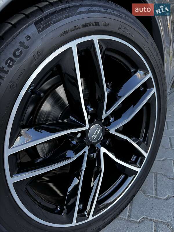 Внедорожник / Кроссовер Audi Q7 2017 в Виноградове