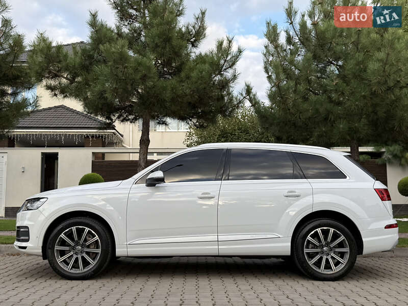 Позашляховик / Кросовер Audi Q7 2018 в Одесі
