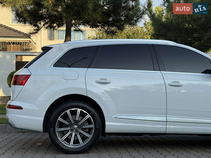 Позашляховик / Кросовер Audi Q7 2018 в Одесі