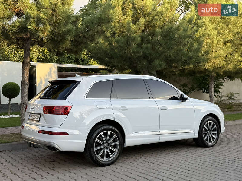 Позашляховик / Кросовер Audi Q7 2018 в Одесі