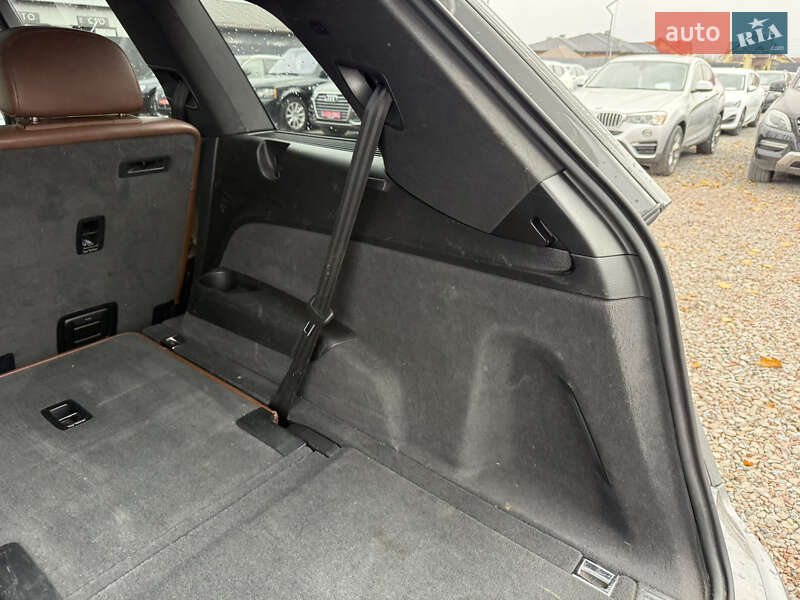 Позашляховик / Кросовер Audi Q7 2016 в Стрию