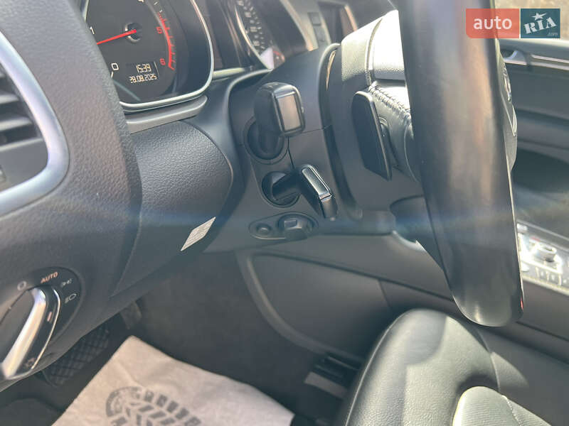 Позашляховик / Кросовер Audi Q7 2014 в Самборі